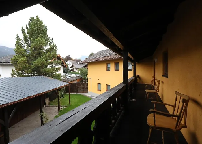 Apartment Fantastic Garden Friends & Family